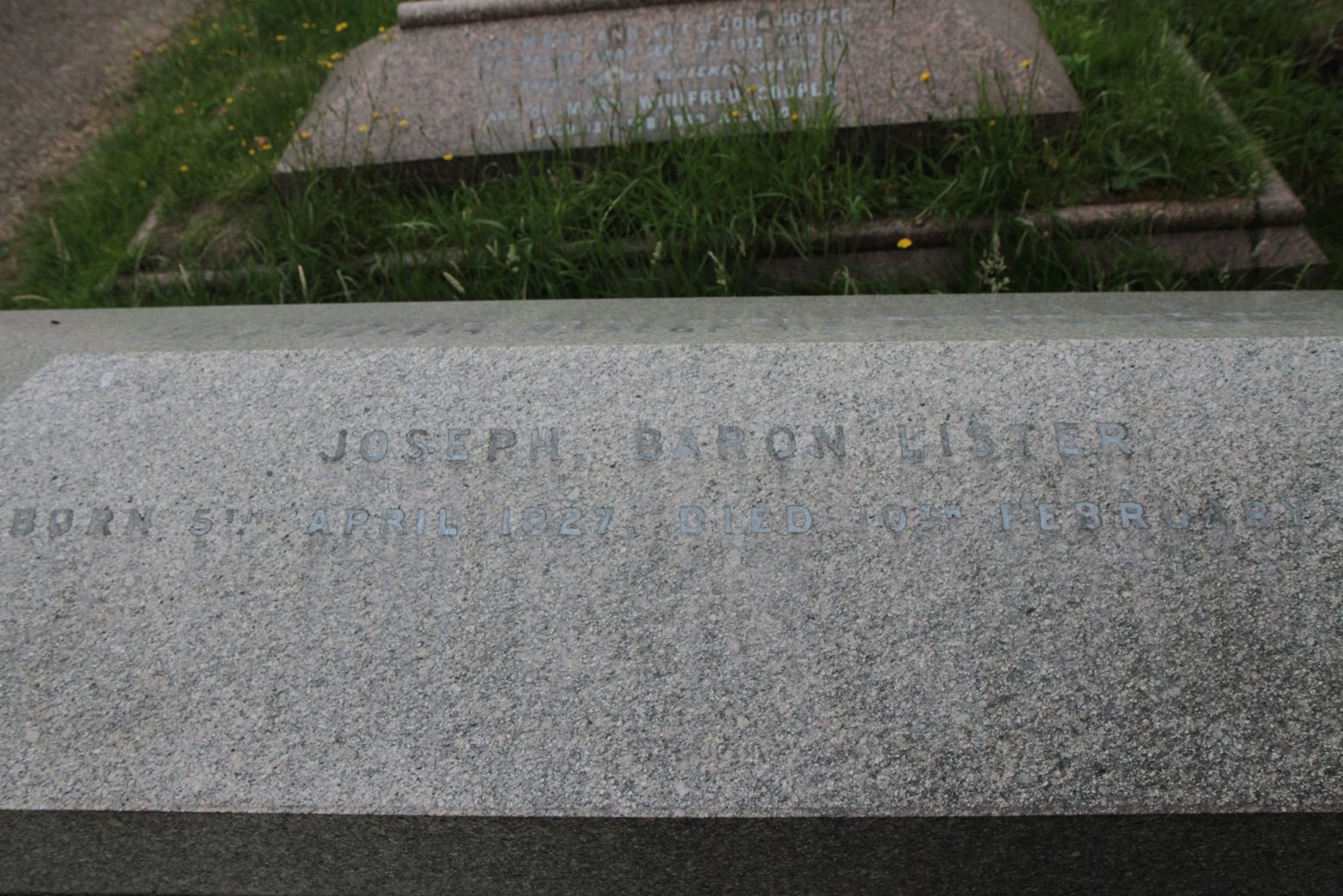 Joseph%20Lister%27s%20tomb%2C%20London%20-%2004.JPG